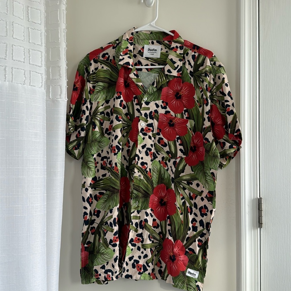 Men, short sleeve collar, Duvan shirt, floral design